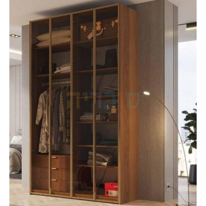 ארון 4 דלתות דגם מרינה בגוון אגוז וזכוכית כהה: עיצוב פרימיום ופרופיל זהב